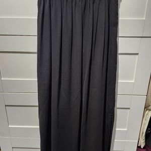 Banana Republic Size 2 black maxi length skirt